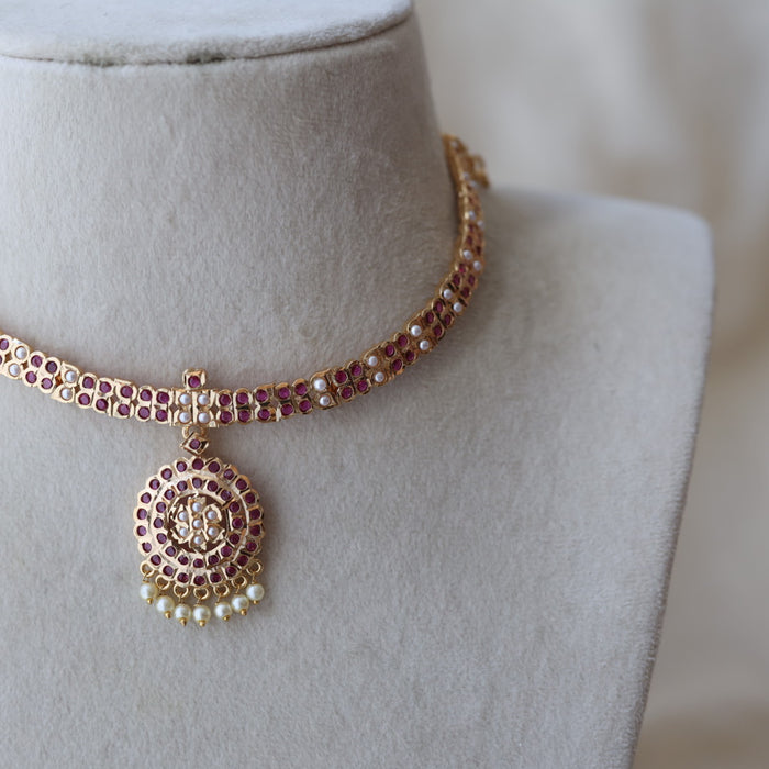 Heritage gold plated ruby white stone short necklace H8020