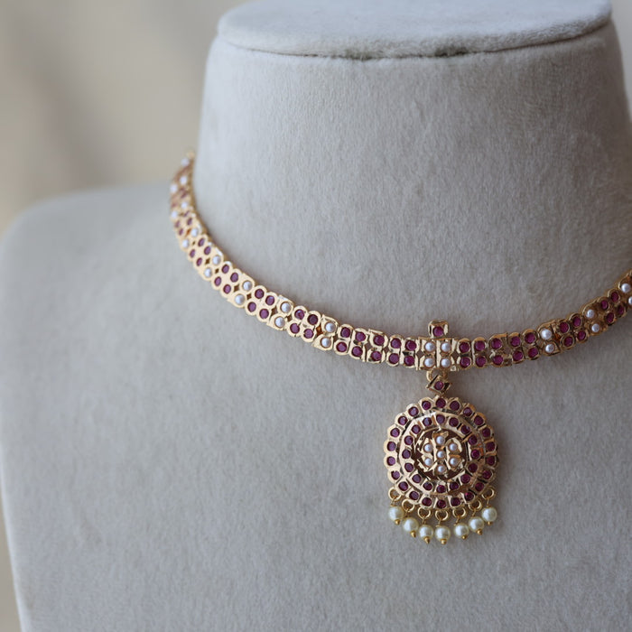 Heritage gold plated ruby white stone short necklace H8020