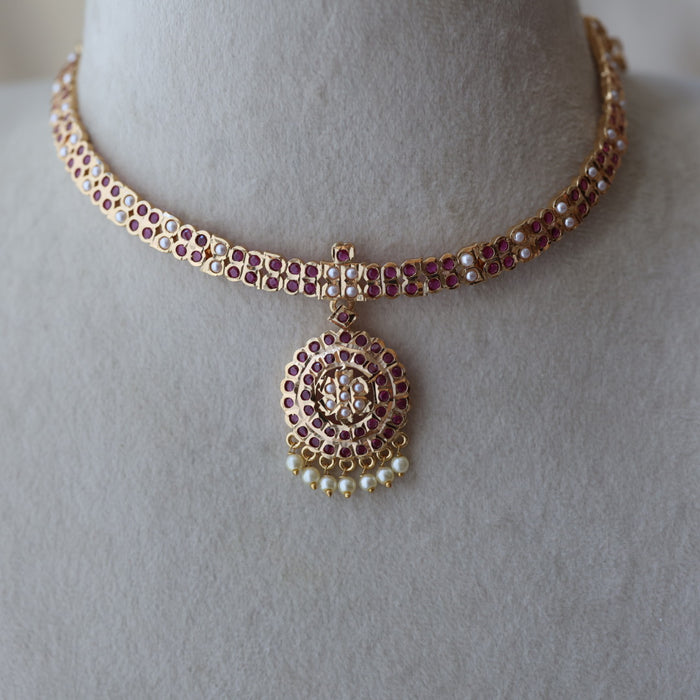 Heritage gold plated ruby white stone short necklace H8020