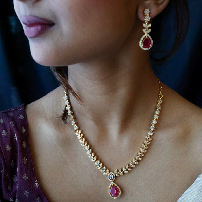 Heritage gold plated ruby white stone short necklace with earrings H9571