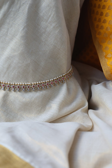 Heritage gold plated white ruby stone and pearl waistchain HW3455