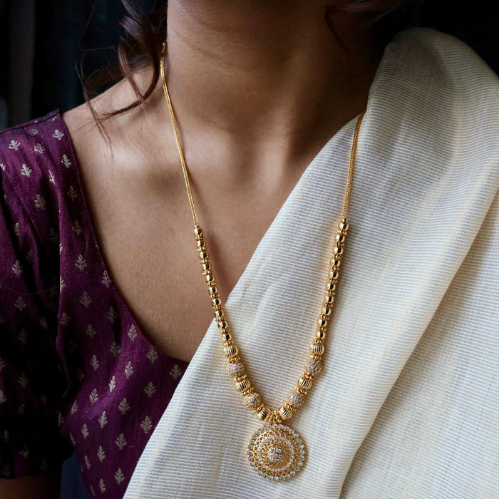 Heritage gold plated white stone long necklace HL2392