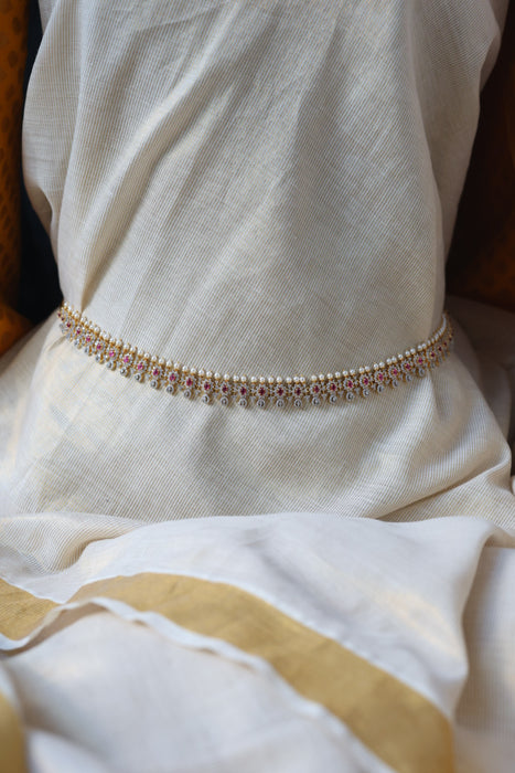 Heritage gold plated white ruby stone and pearl waistchain HW3455