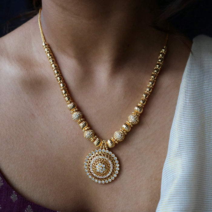 Heritage gold plated white stone long necklace HL2392