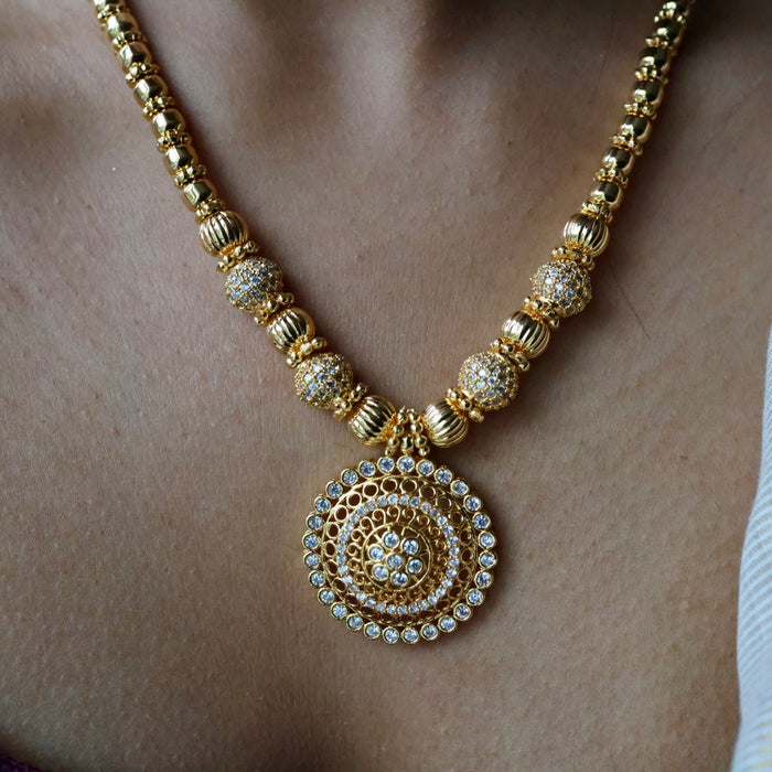 Heritage gold plated white stone long necklace HL2392