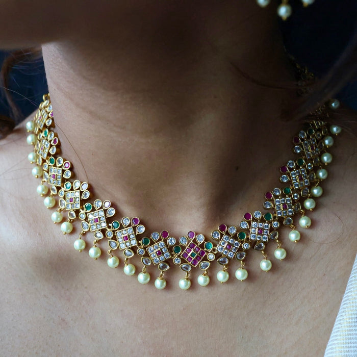 Antique pearl short necklace with earrings S1B1688