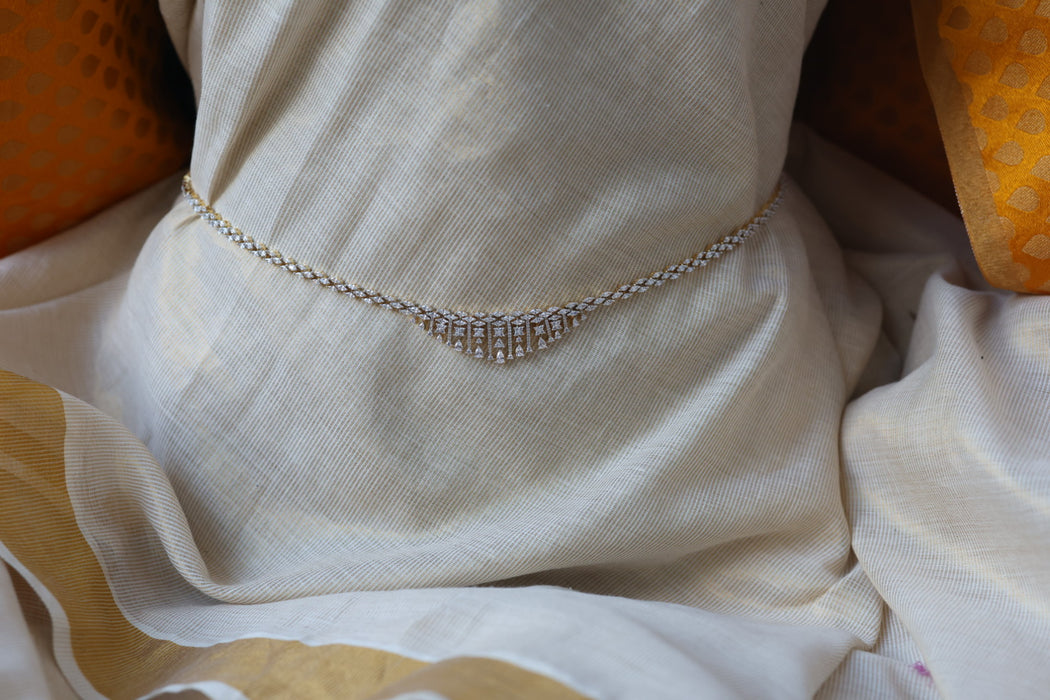 Heritage gold plated white stone waistchain HW34782