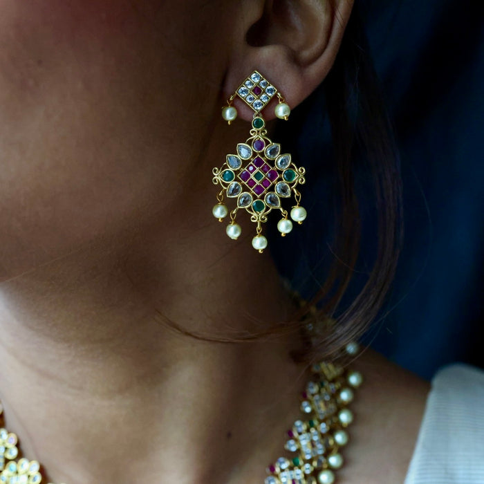 Antique pearl short necklace with earrings S1B1688