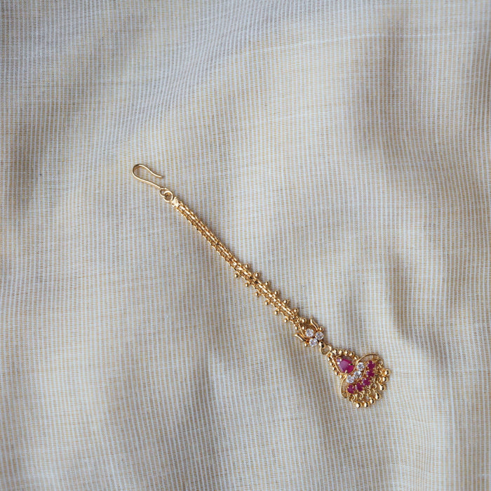 Heritage gold plated ruby white stone tikka TH1014