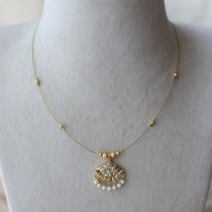 Heritage gold plated invisible nacklace IN7999