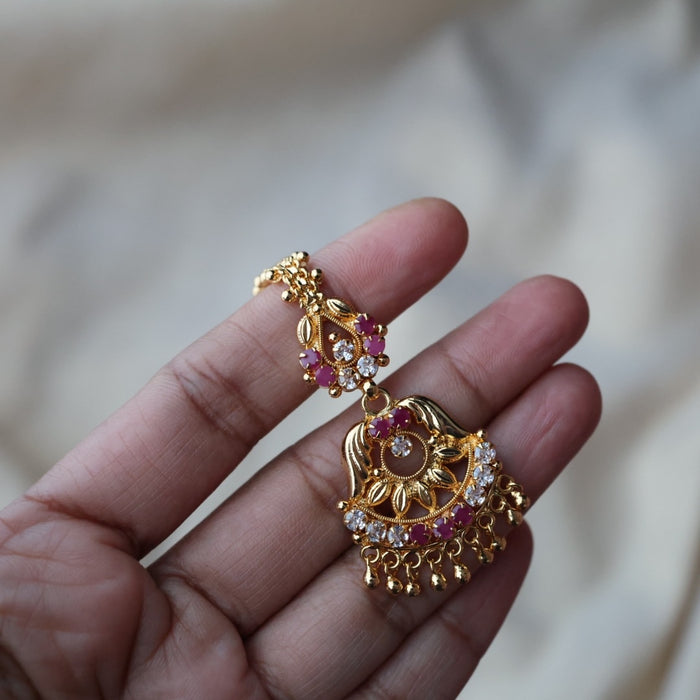 Heritage gold plated ruby white stone tikka TH1009