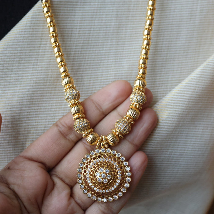 Heritage gold plated white stone long necklace HL2392