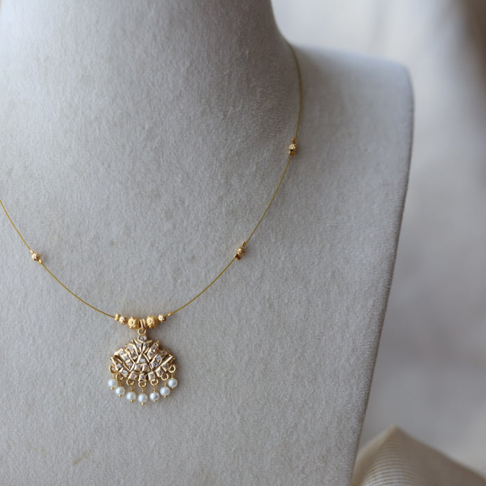 Heritage gold plated invisible nacklace IN7999