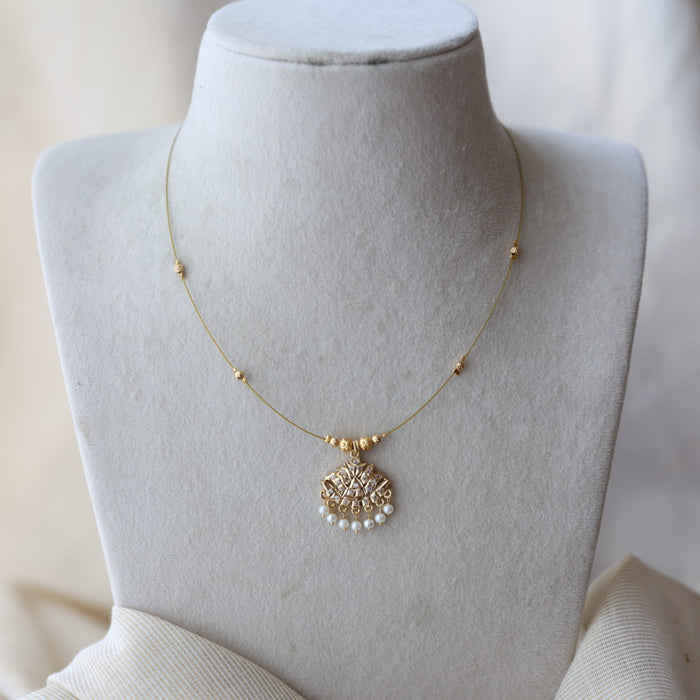 Heritage gold plated invisible nacklace IN7999