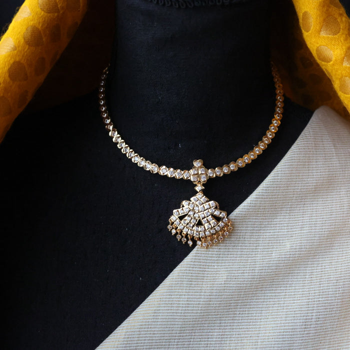 Heritage gold plated white stone short necklace H2392