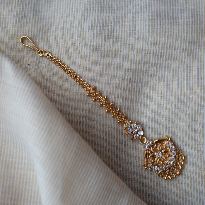 Heritage gold plated white stone tikka TH1004