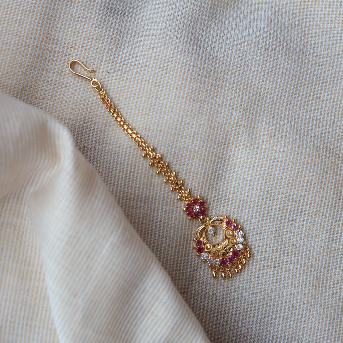 Heritage gold plated ruby white stone tikka TH1001