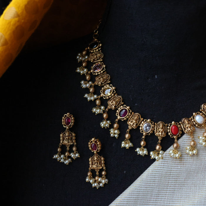 Antique gold navarathna stone short necklace and earrings TTS4623