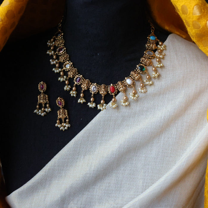 Antique gold navarathna stone short necklace and earrings TTS4623