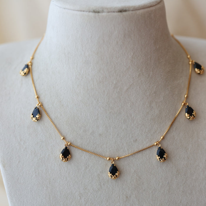 Heritage gold plated short necklace with earrings H799