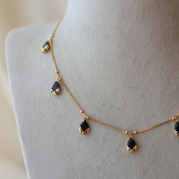 Heritage gold plated short necklace with earrings H799