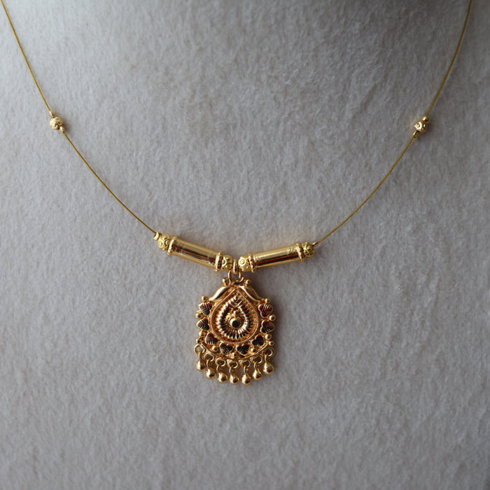 Heritage gold plated invisible short necklace IN3421