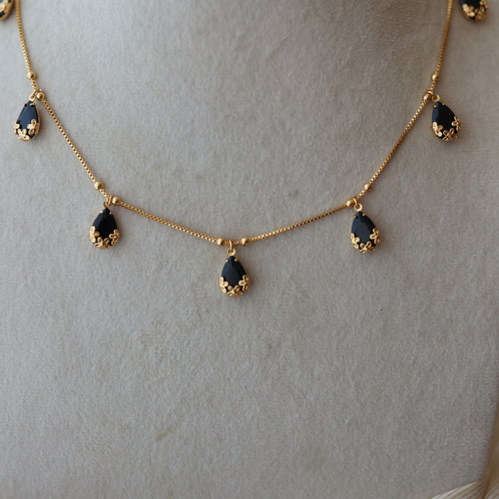Heritage gold plated short necklace with earrings H799