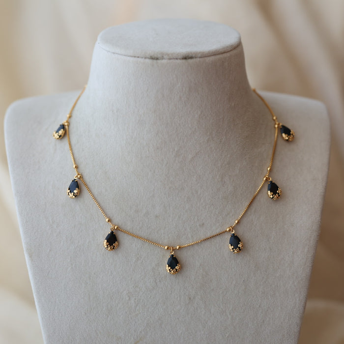 Heritage gold plated short necklace with earrings H799