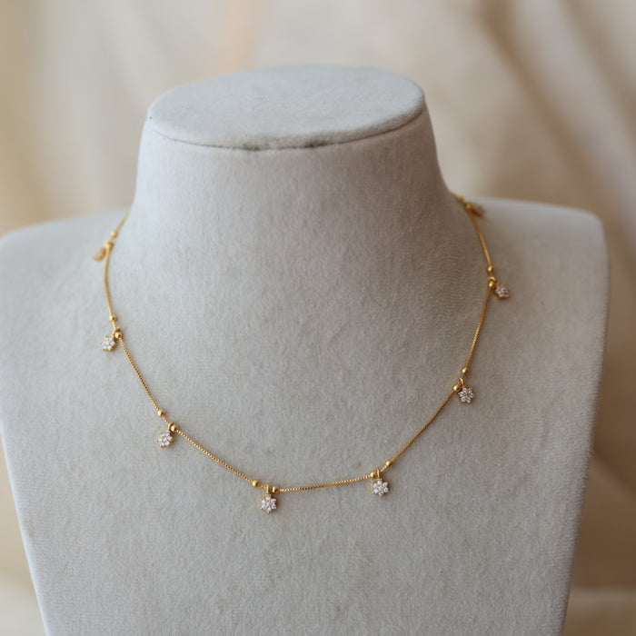Heritage gold plated short necklace H1634