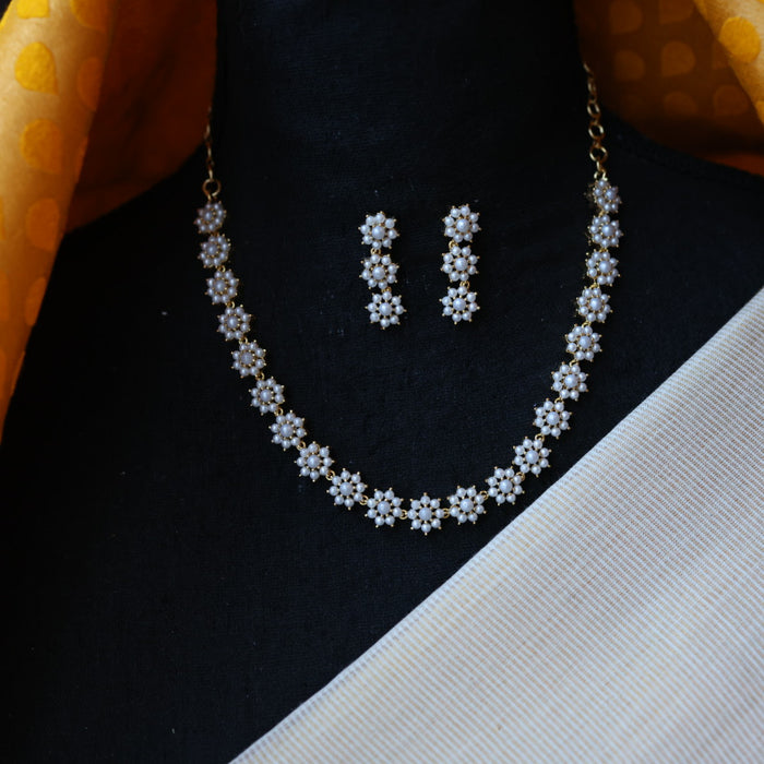 Heritage gold plated pearl necklace set with earrings H2043