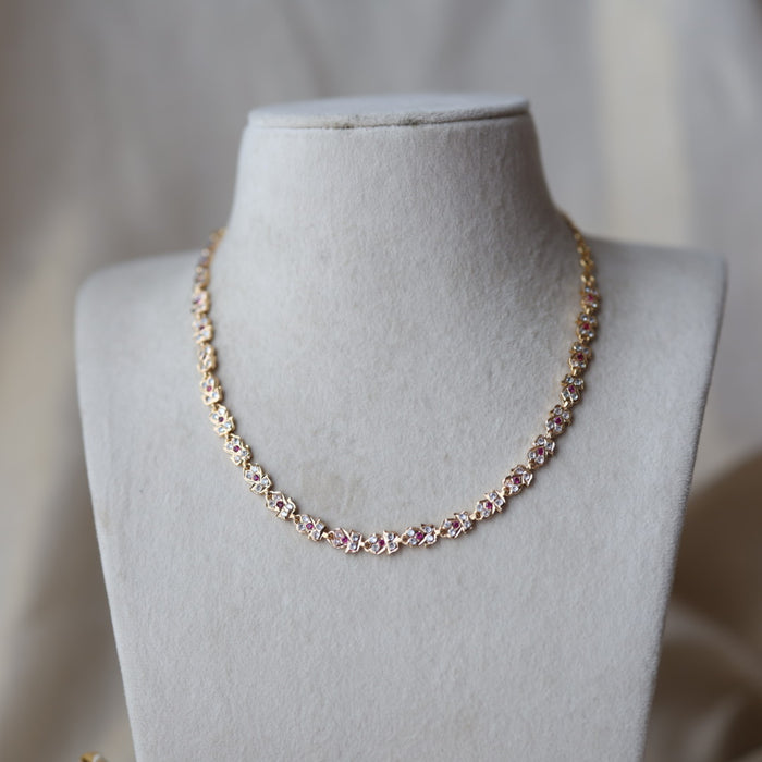 Heritage gold plated ruby white short necklace H9263