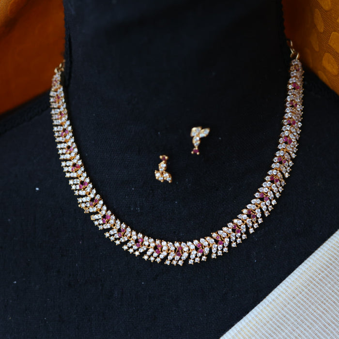 Heritage gold plated ruby white stone short necklace set with earrings H8659