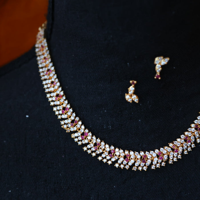 Heritage gold plated ruby white stone short necklace set with earrings H8659