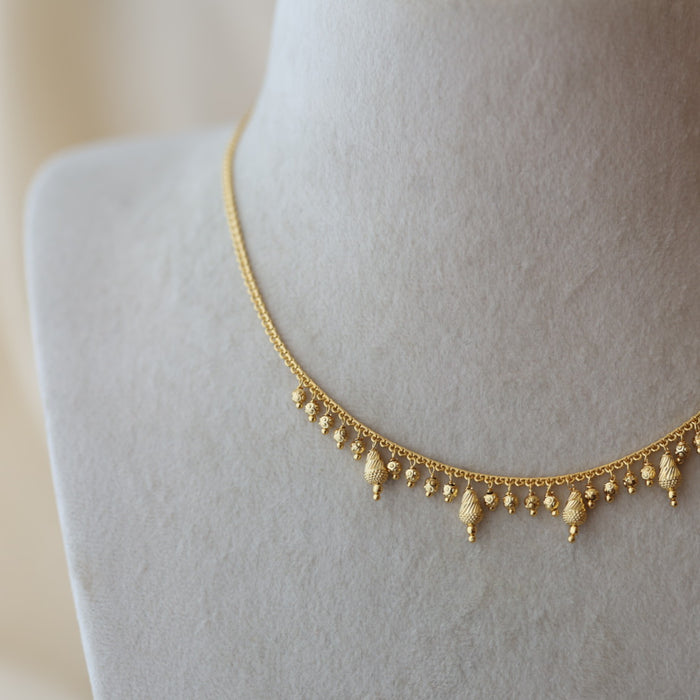 Heritage gold plated short necklace with earrings H7922