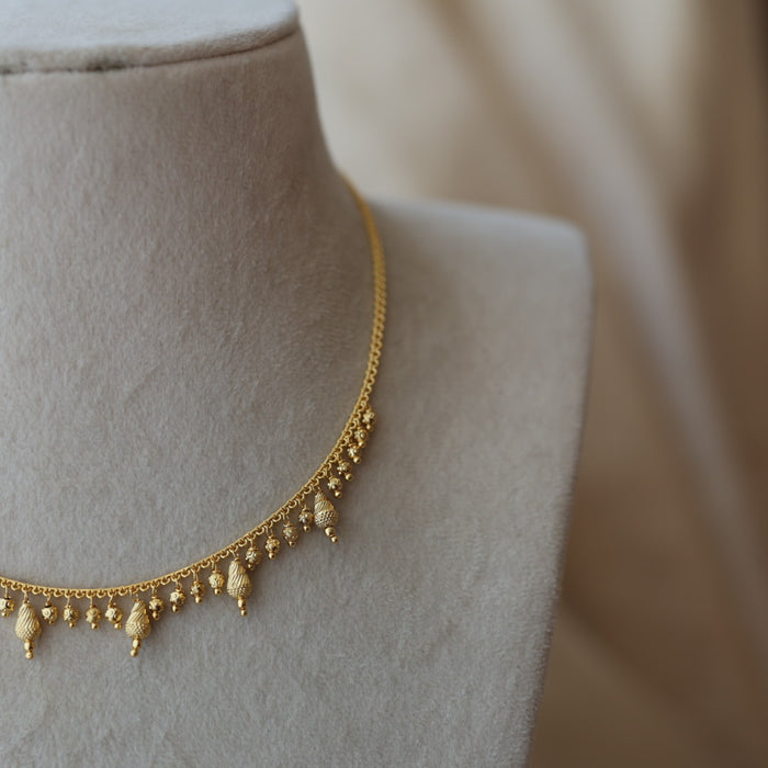Heritage gold plated short necklace with earrings H7922