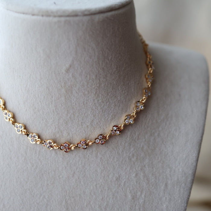 Heritage gold plated simple choker short necklace H336