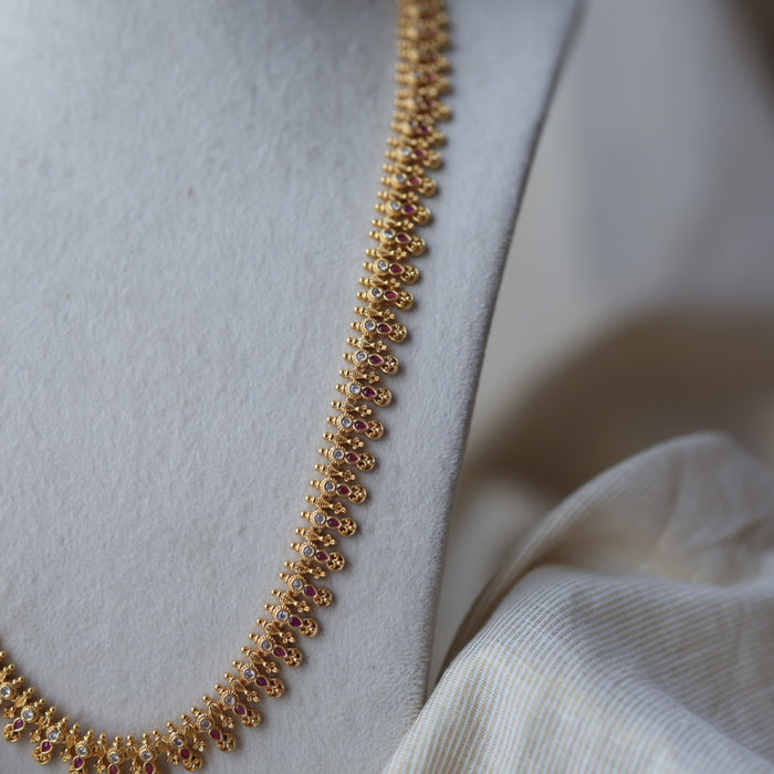 Heritage gold plated ruby white stone long necklace HL2322