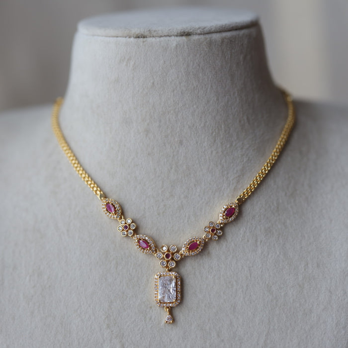 Heritage gold plated ruby white short necklace H1923