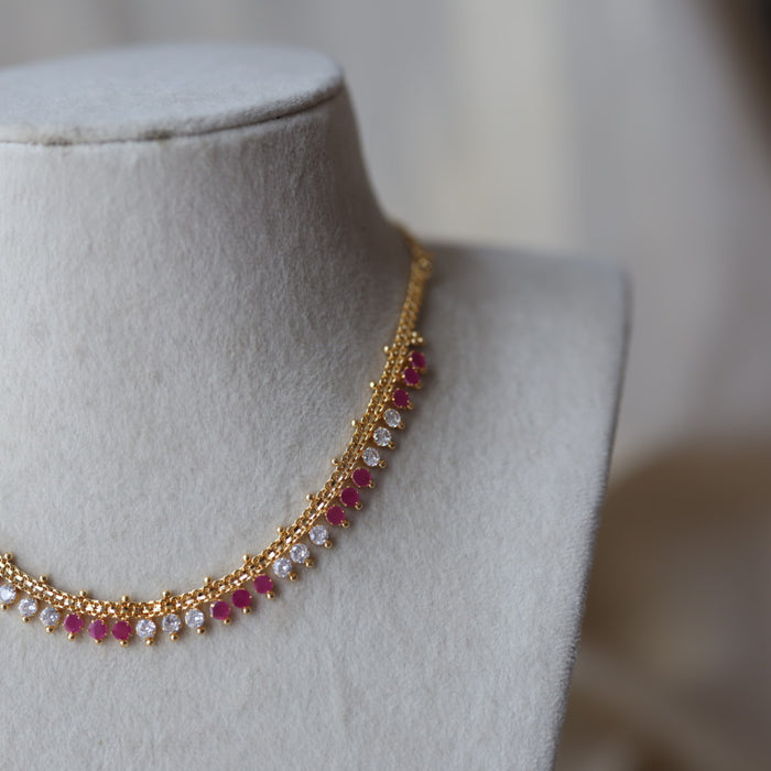 Heritage gold plated ruby white short necklace H1467