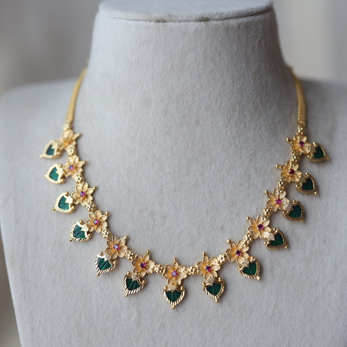 Heritage gold plated green stone mango short necklace H1933