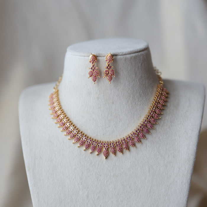 Heritage gold plated ruby stone mango short necklace H681