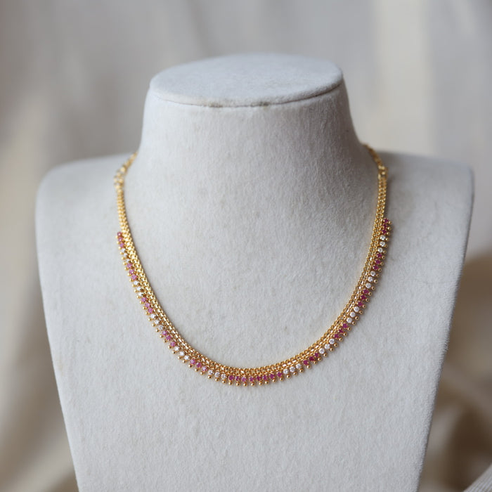 Heritage gold plated ruby white stone short necklace H822553