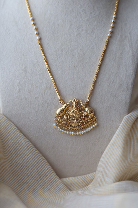 Heritage gold plated simple padakam long necklace HP8923