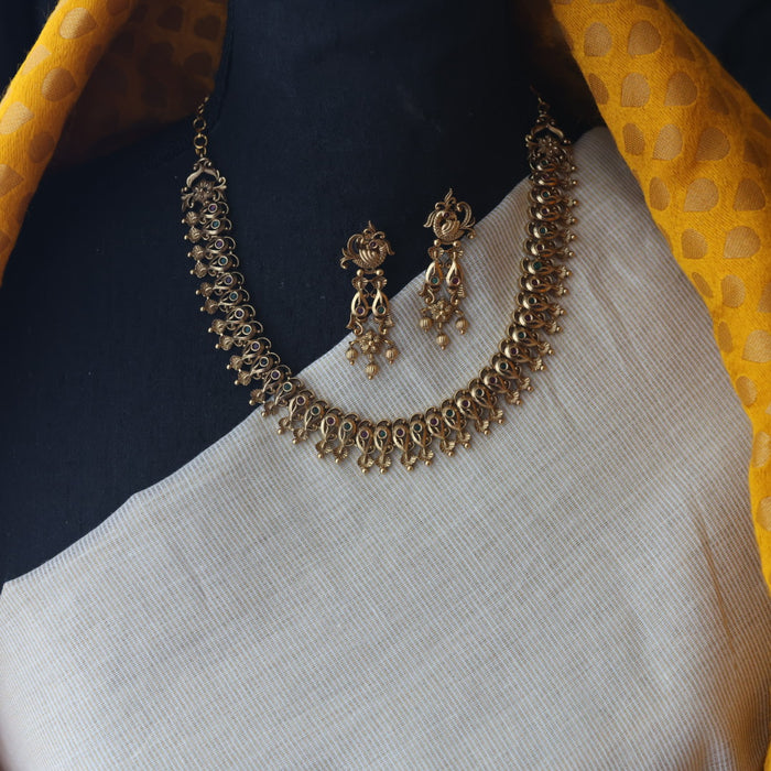 Antique gold short necklace with earrings SS11035