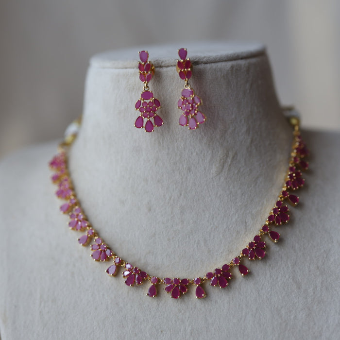 Heritage gold plated ruby short necklace with earrings RUB221