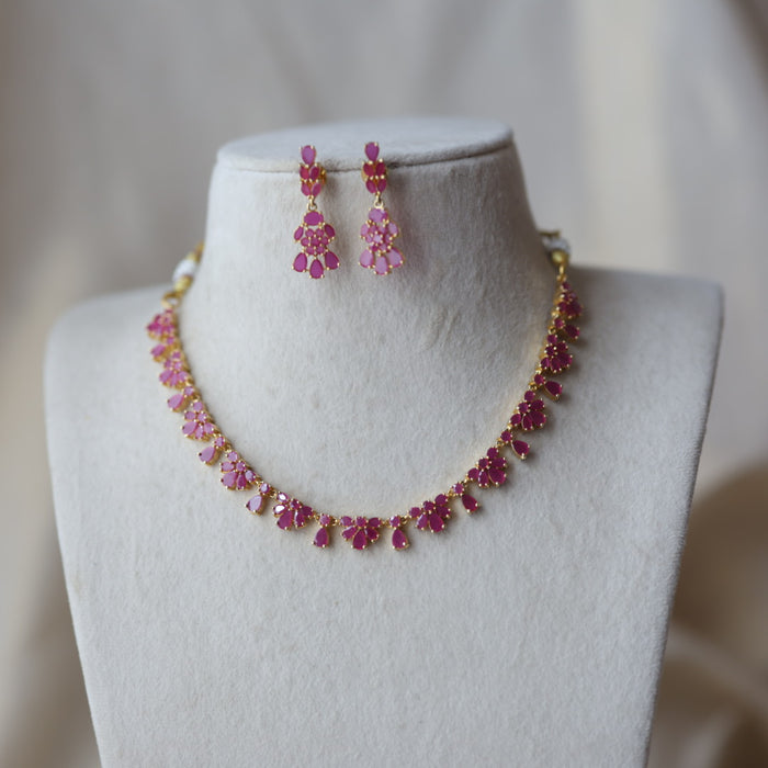 Heritage gold plated ruby short necklace with earrings RUB221