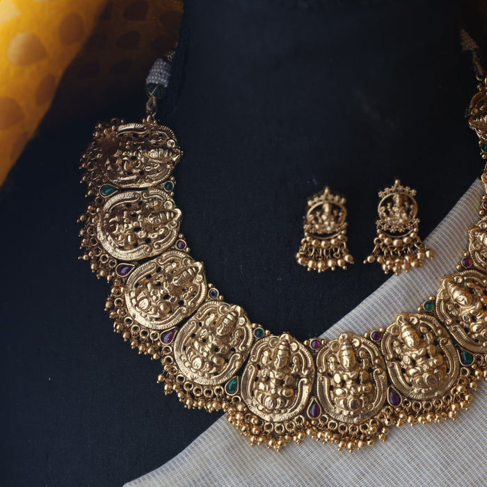 Clearance antique temple gold short necklace and earring SS11002
