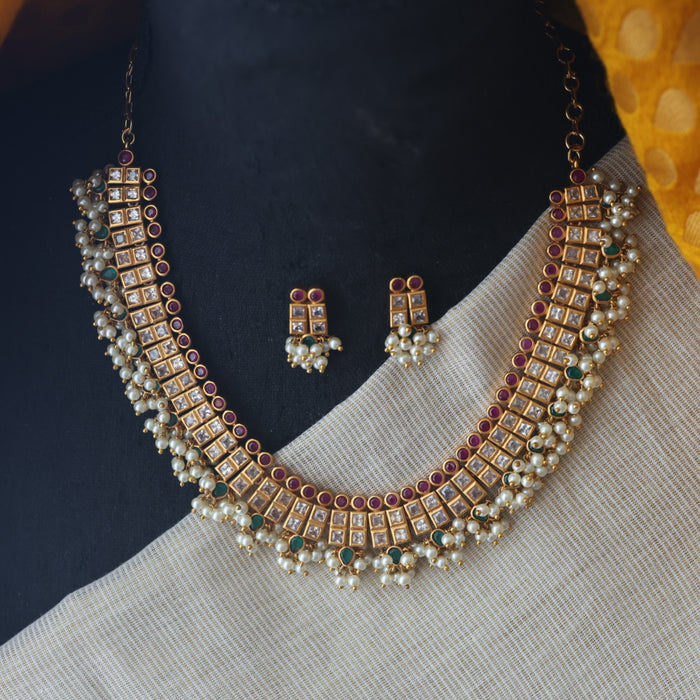 Antique green stone short necklace and earrings SS110090