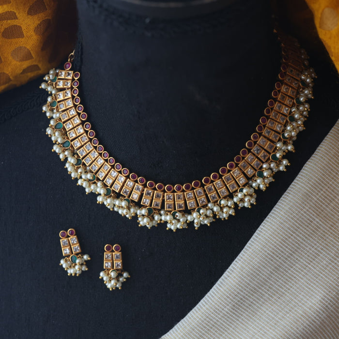 Antique green stone short necklace and earrings SS110090