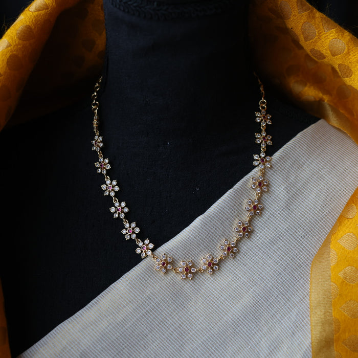 Heritage gold plated ruby white stone short necklace H1543